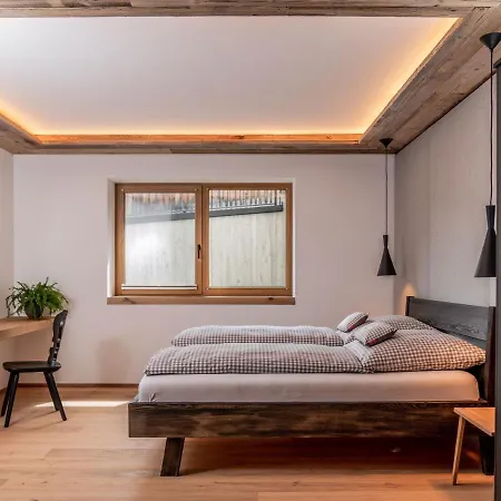 アパート Almadel Rohrmoos